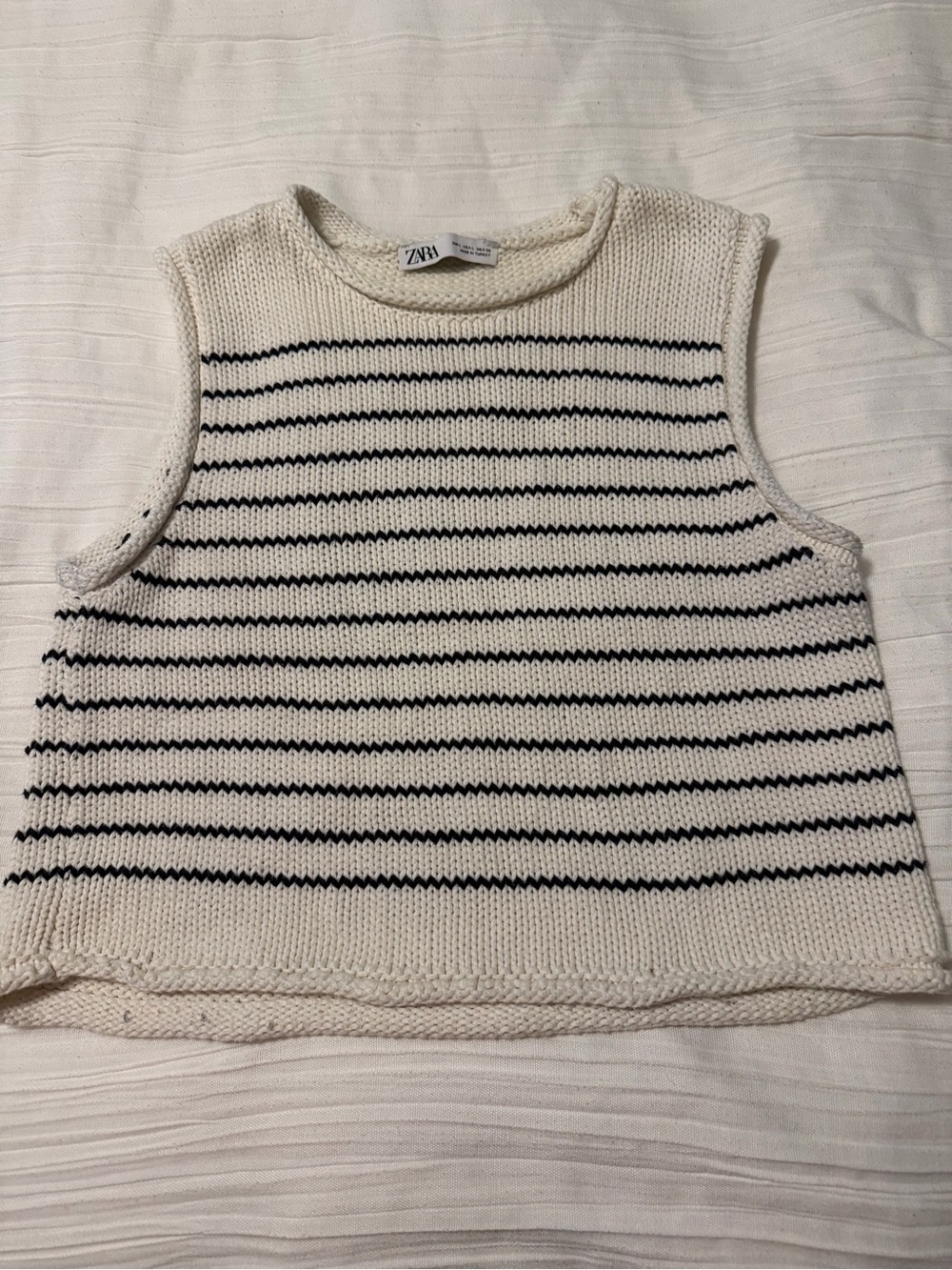 Zara Cream Sweater Vest with Black Stripes